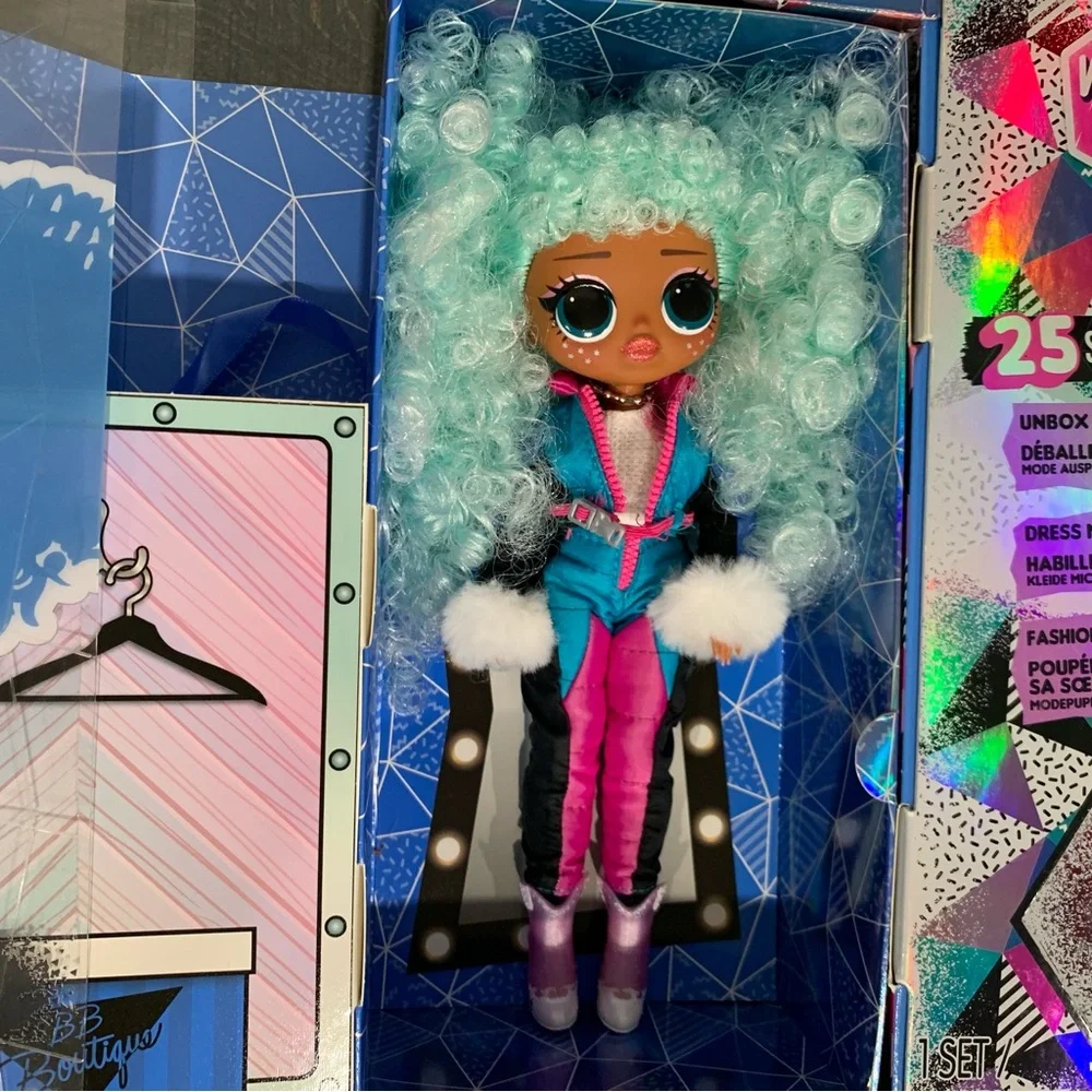 Winter Chill Icy Gurl And Brrr B.B Doll Girl LOL Surprise OMG Includes Items Pic